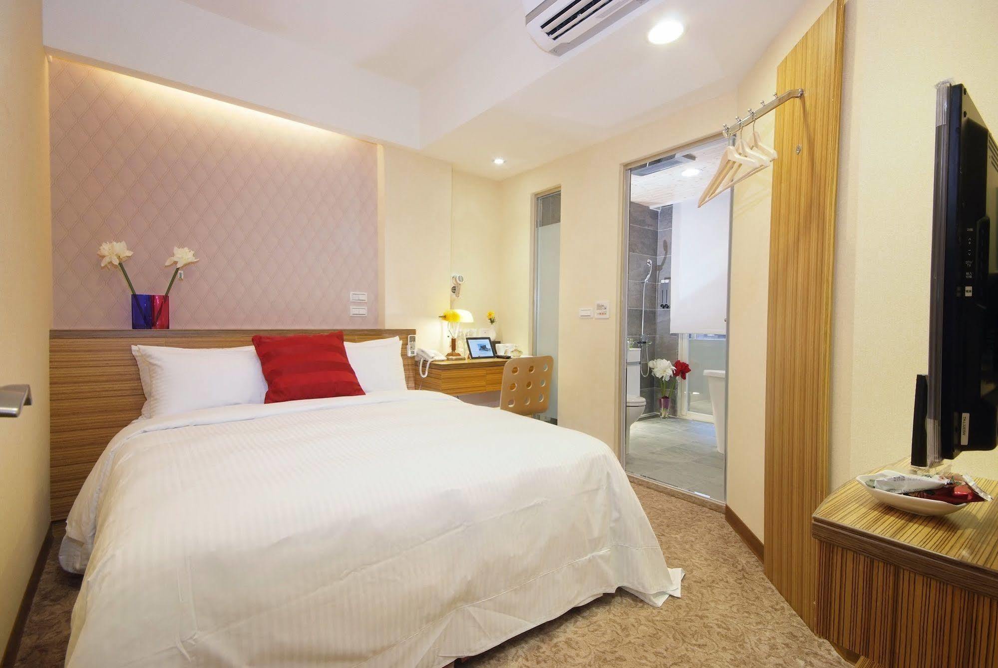 Golden Hotel Đài Bắc Ngoại thất bức ảnh